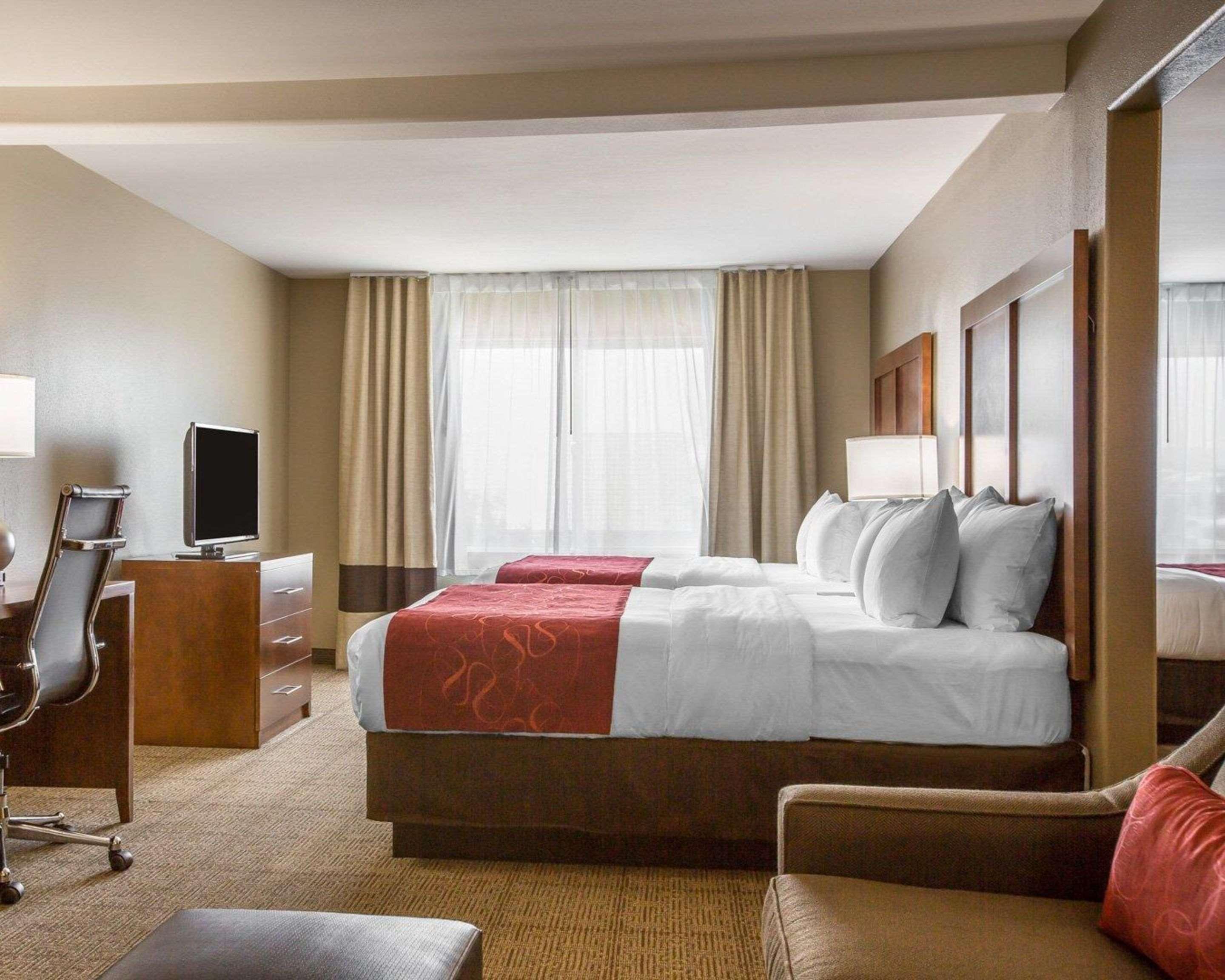 Comfort Suites Victorville-Hesperia Eksteriør billede