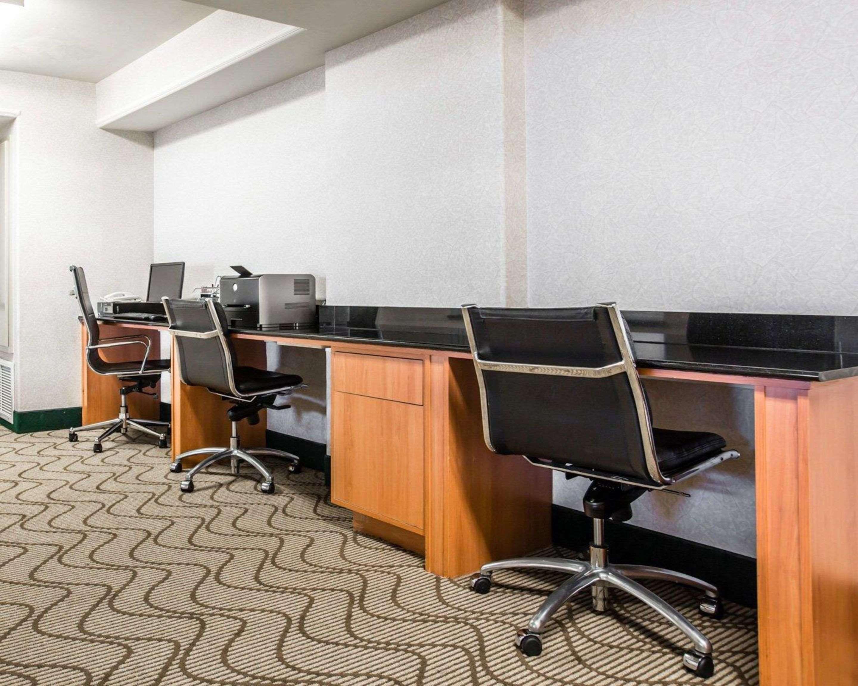 Comfort Suites Victorville-Hesperia Eksteriør billede