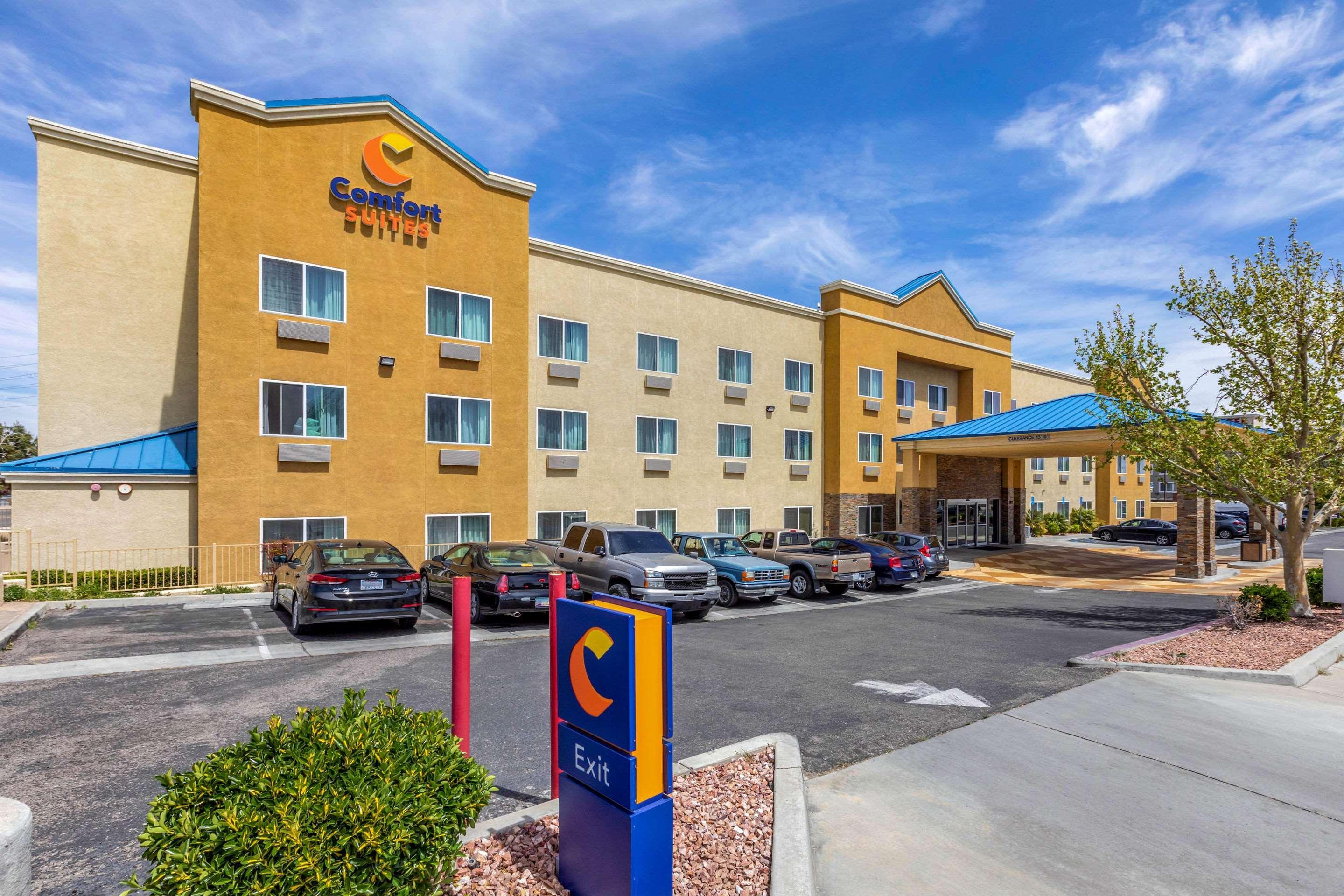 Comfort Suites Victorville-Hesperia Eksteriør billede
