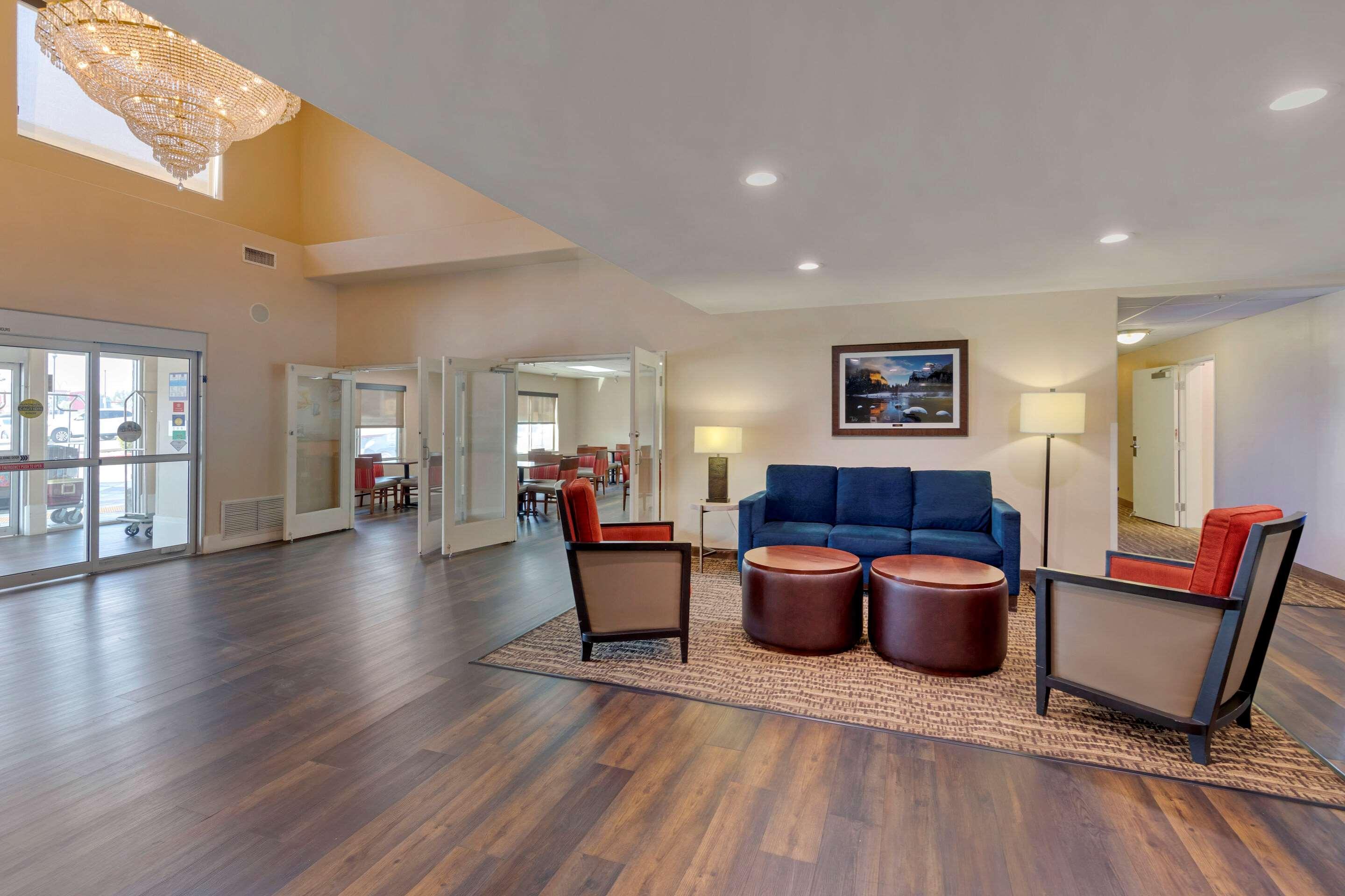 Comfort Suites Victorville-Hesperia Eksteriør billede