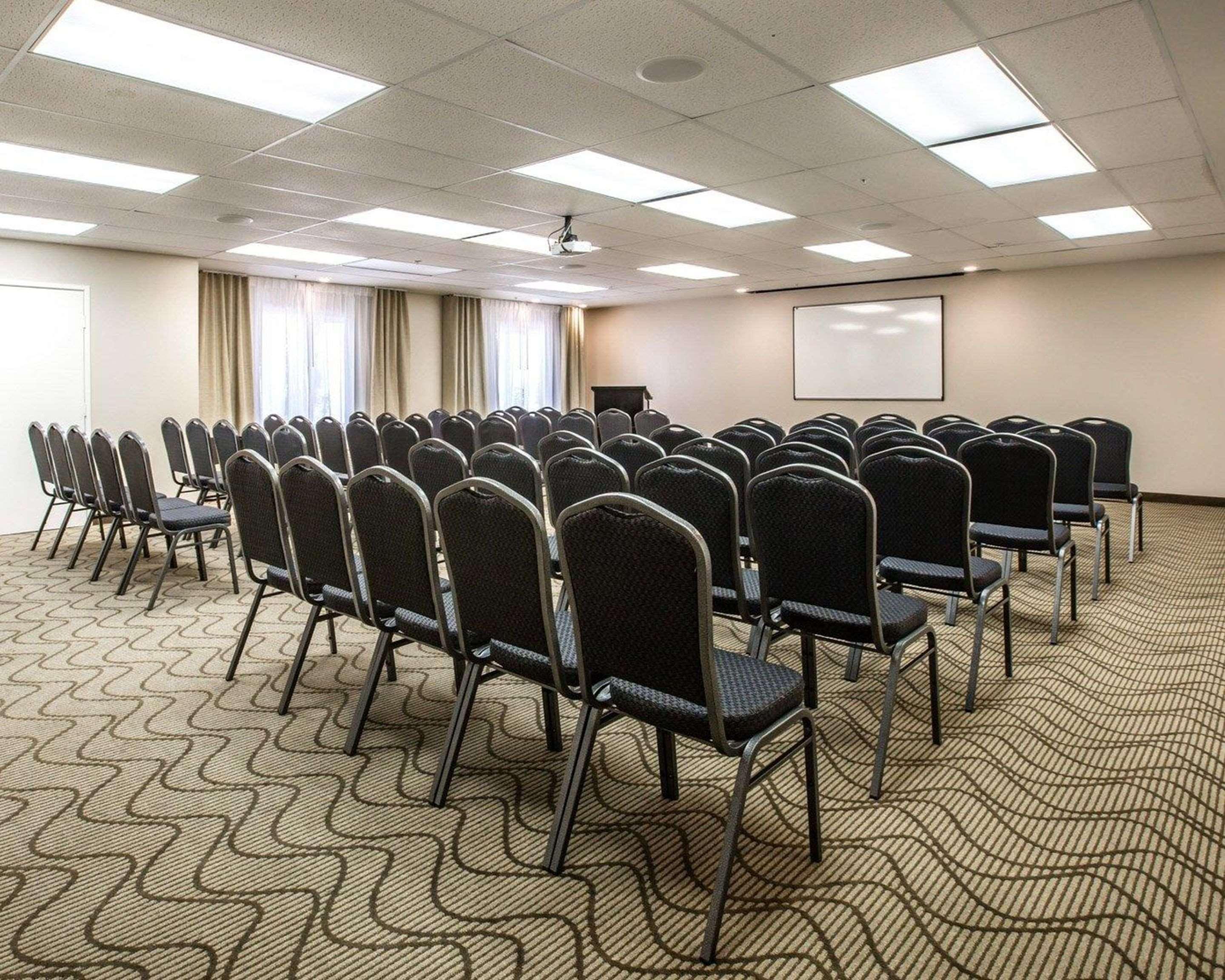 Comfort Suites Victorville-Hesperia Eksteriør billede