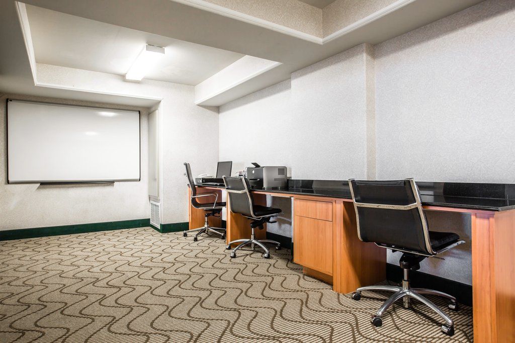 Comfort Suites Victorville-Hesperia Eksteriør billede